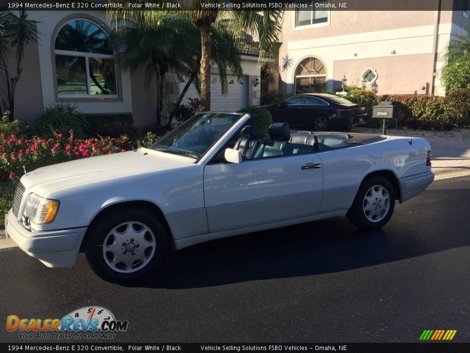 1994 Mercedes-Benz E 320 Convertible Polar White / Black Photo #2