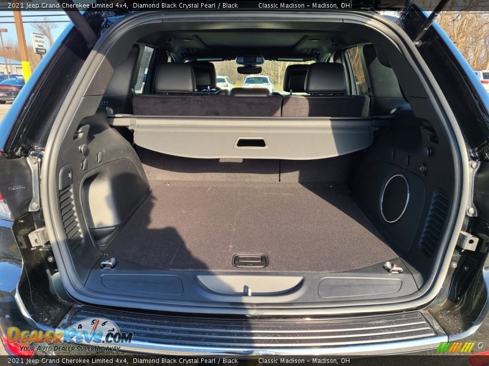 2021 Jeep Grand Cherokee Limited 4x4 Diamond Black Crystal Pearl / Black Photo #11