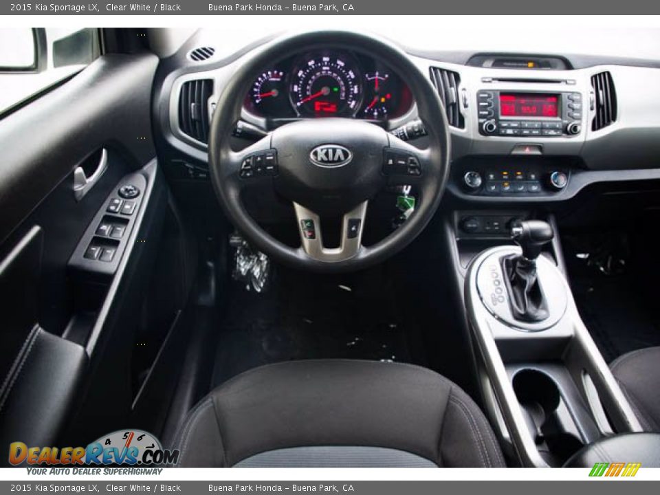 2015 Kia Sportage LX Clear White / Black Photo #5