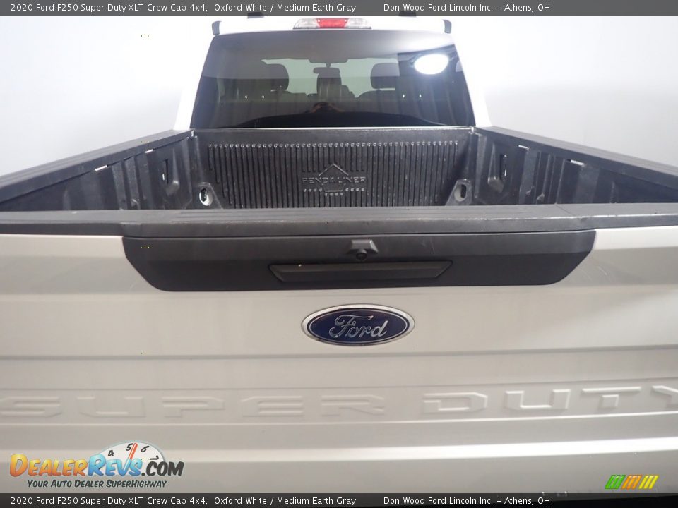 2020 Ford F250 Super Duty XLT Crew Cab 4x4 Oxford White / Medium Earth Gray Photo #12