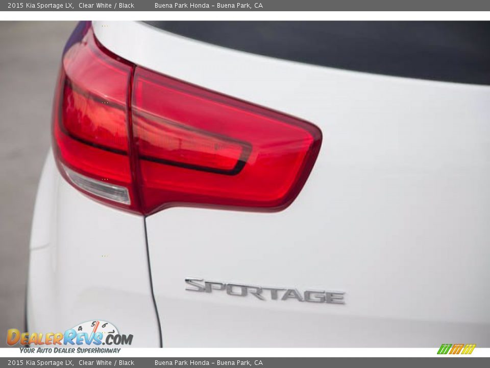 2015 Kia Sportage LX Clear White / Black Photo #12