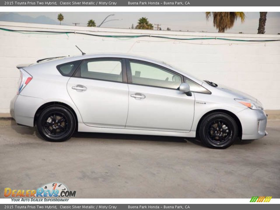 2015 Toyota Prius Two Hybrid Classic Silver Metallic / Misty Gray Photo #12