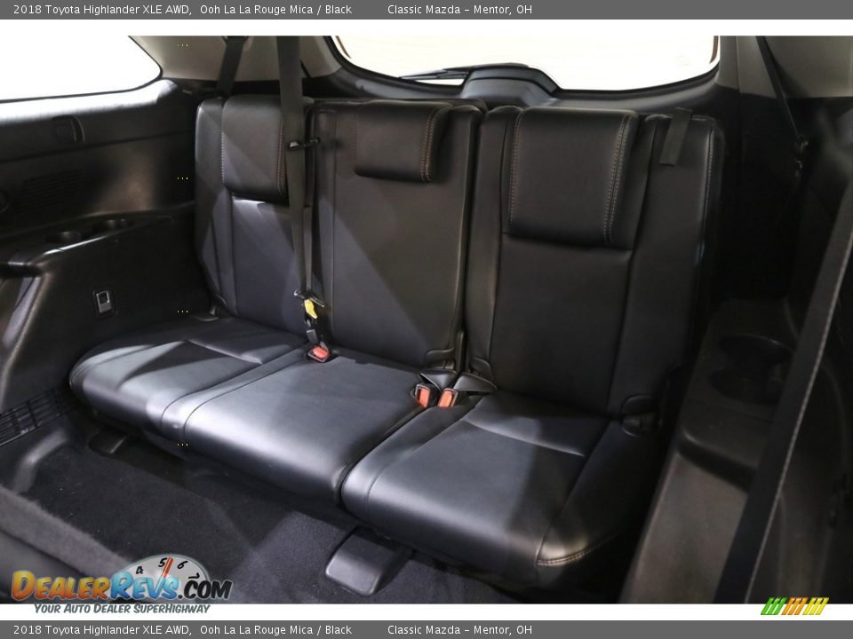2018 Toyota Highlander XLE AWD Ooh La La Rouge Mica / Black Photo #18