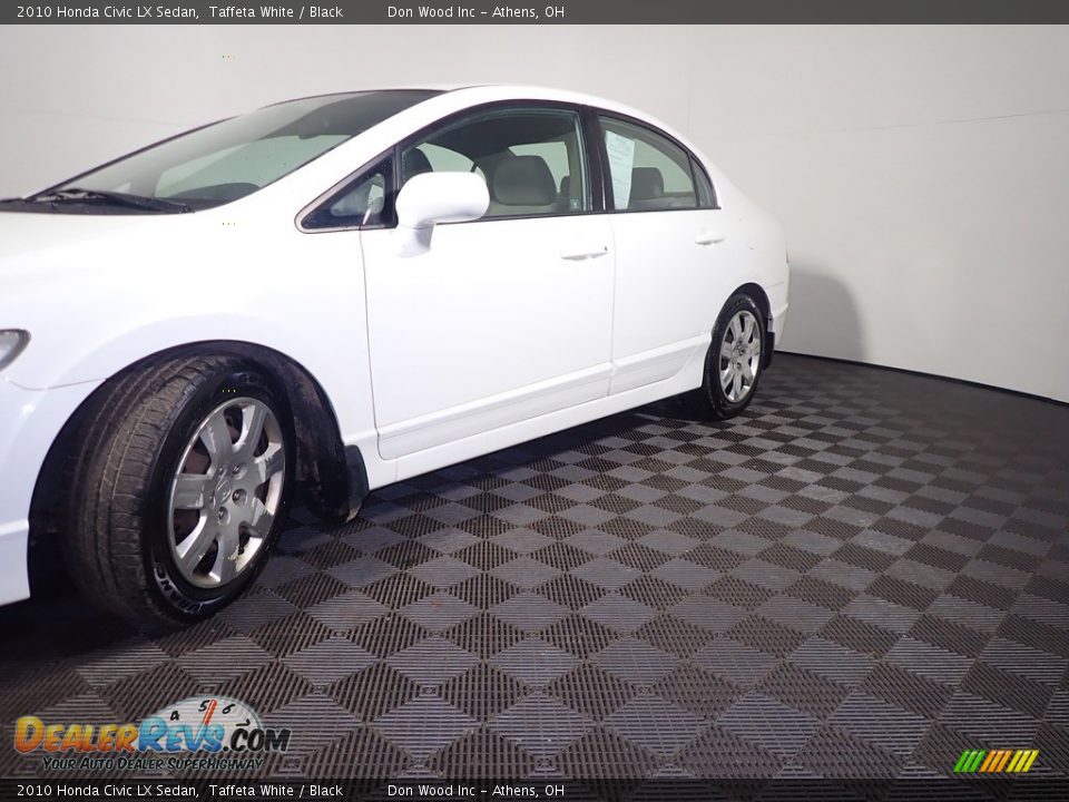 2010 Honda Civic LX Sedan Taffeta White / Black Photo #9