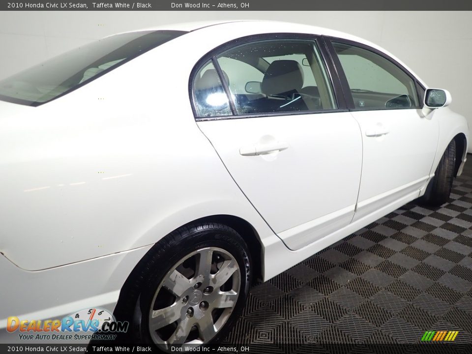 2010 Honda Civic LX Sedan Taffeta White / Black Photo #18
