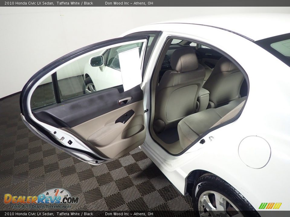 2010 Honda Civic LX Sedan Taffeta White / Black Photo #32