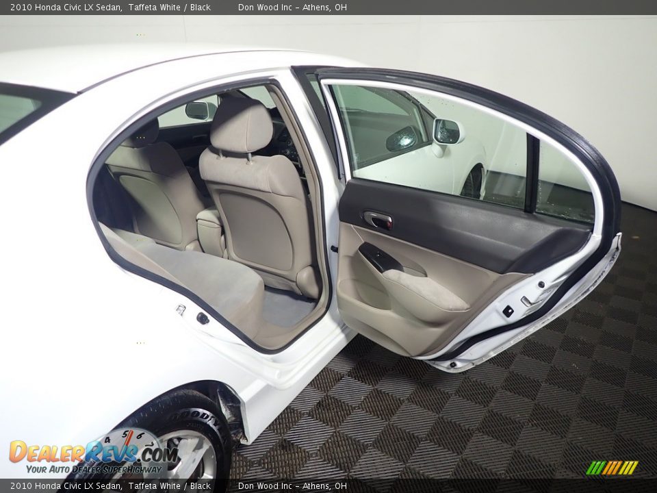 2010 Honda Civic LX Sedan Taffeta White / Black Photo #34