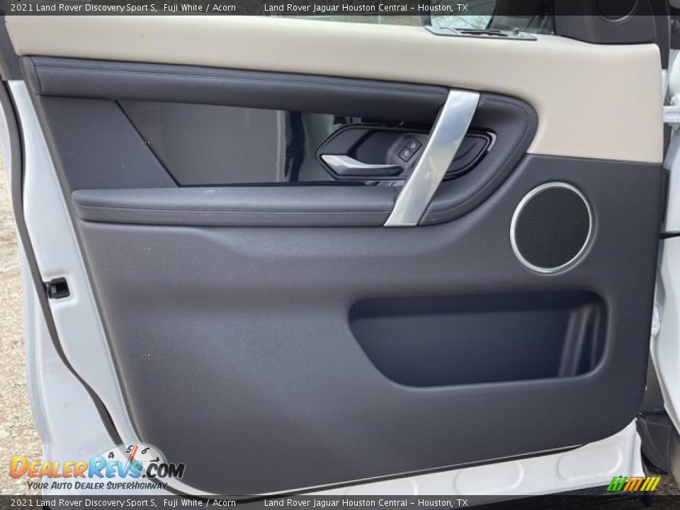 Door Panel of 2021 Land Rover Discovery Sport S Photo #12