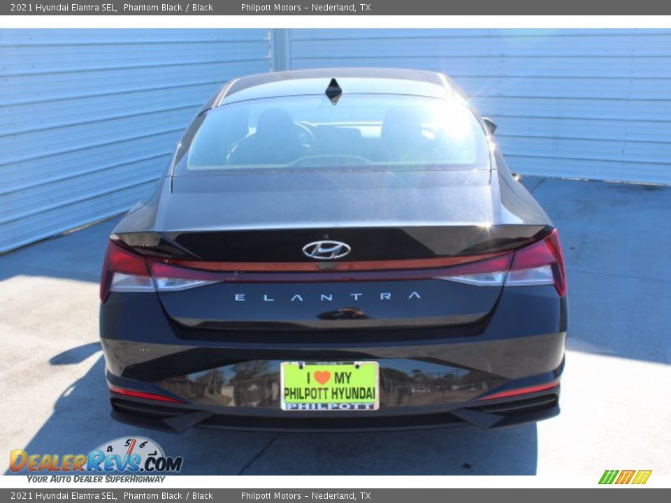 2021 Hyundai Elantra SEL Phantom Black / Black Photo #7