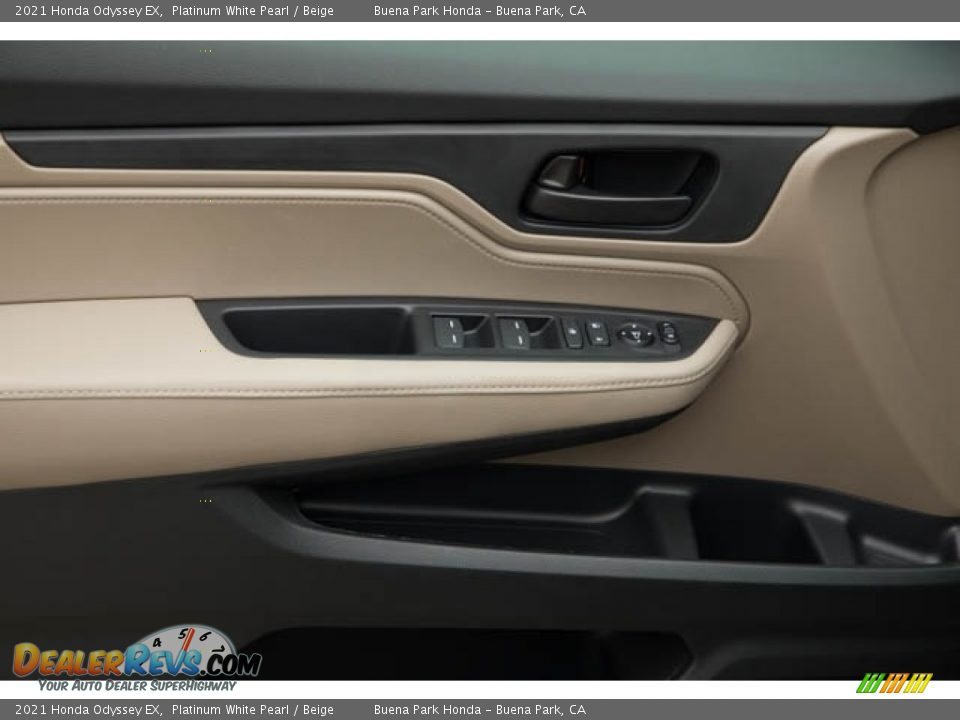 2021 Honda Odyssey EX Platinum White Pearl / Beige Photo #34