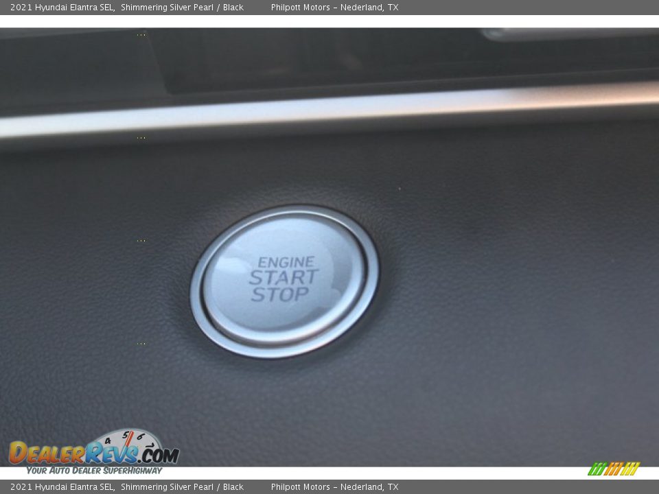 2021 Hyundai Elantra SEL Shimmering Silver Pearl / Black Photo #17