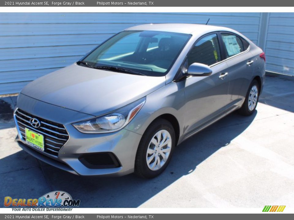 2021 Hyundai Accent SE Forge Gray / Black Photo #4