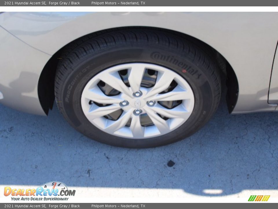 2021 Hyundai Accent SE Forge Gray / Black Photo #5
