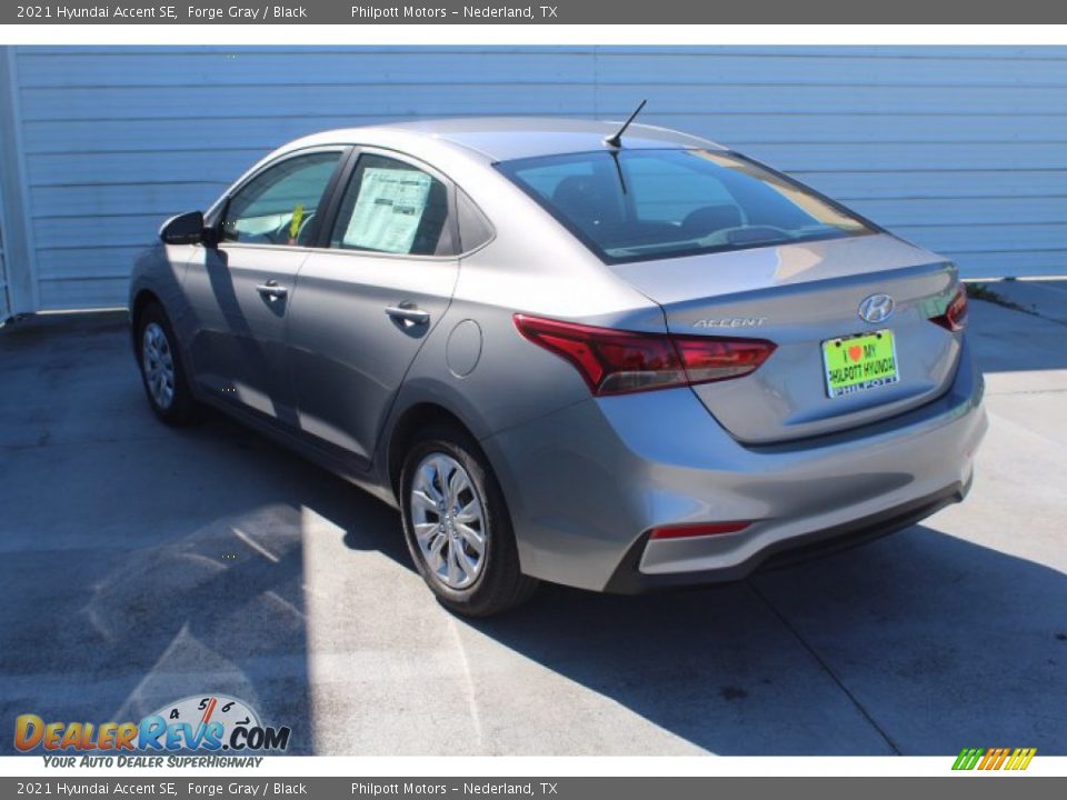 2021 Hyundai Accent SE Forge Gray / Black Photo #6