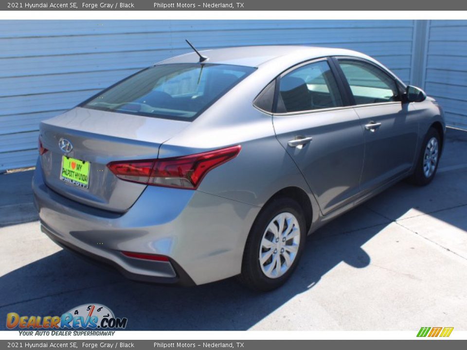2021 Hyundai Accent SE Forge Gray / Black Photo #8