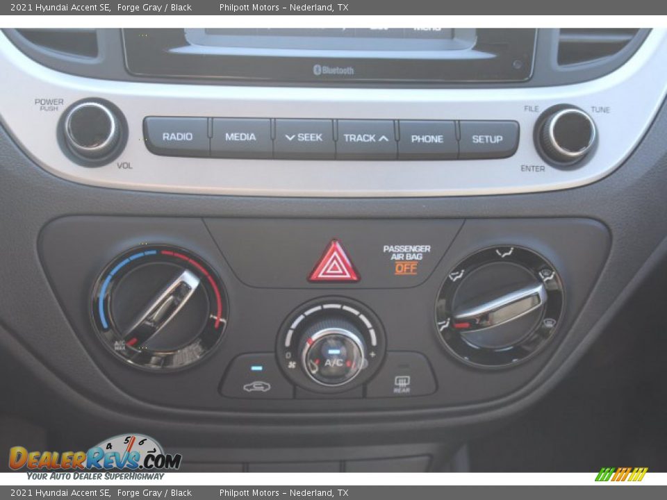 2021 Hyundai Accent SE Forge Gray / Black Photo #16