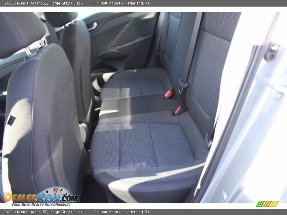 2021 Hyundai Accent SE Forge Gray / Black Photo #19