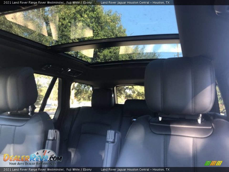 Sunroof of 2021 Land Rover Range Rover Westminster Photo #27
