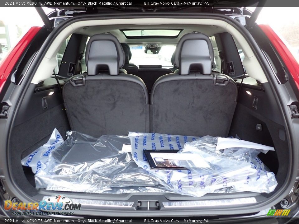 2021 Volvo XC90 T5 AWD Momentum Trunk Photo #3