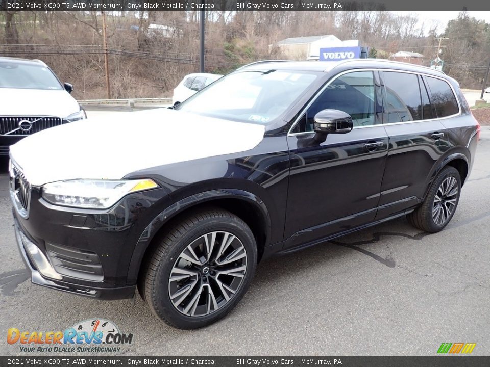 2021 Volvo XC90 T5 AWD Momentum Onyx Black Metallic / Charcoal Photo #5