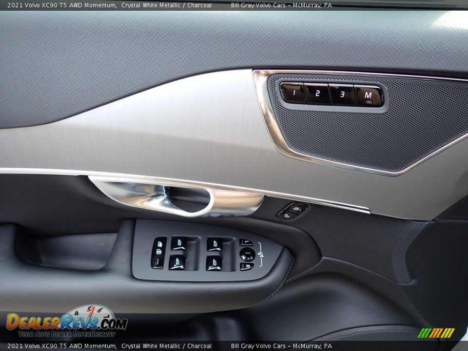 2021 Volvo XC90 T5 AWD Momentum Crystal White Metallic / Charcoal Photo #10