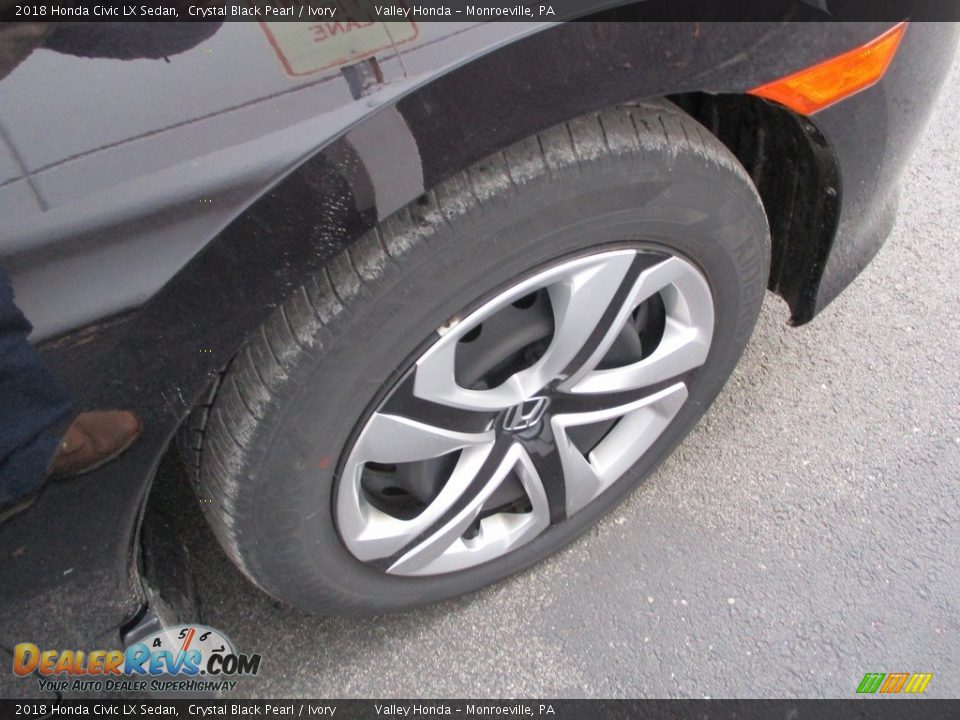2018 Honda Civic LX Sedan Crystal Black Pearl / Ivory Photo #6