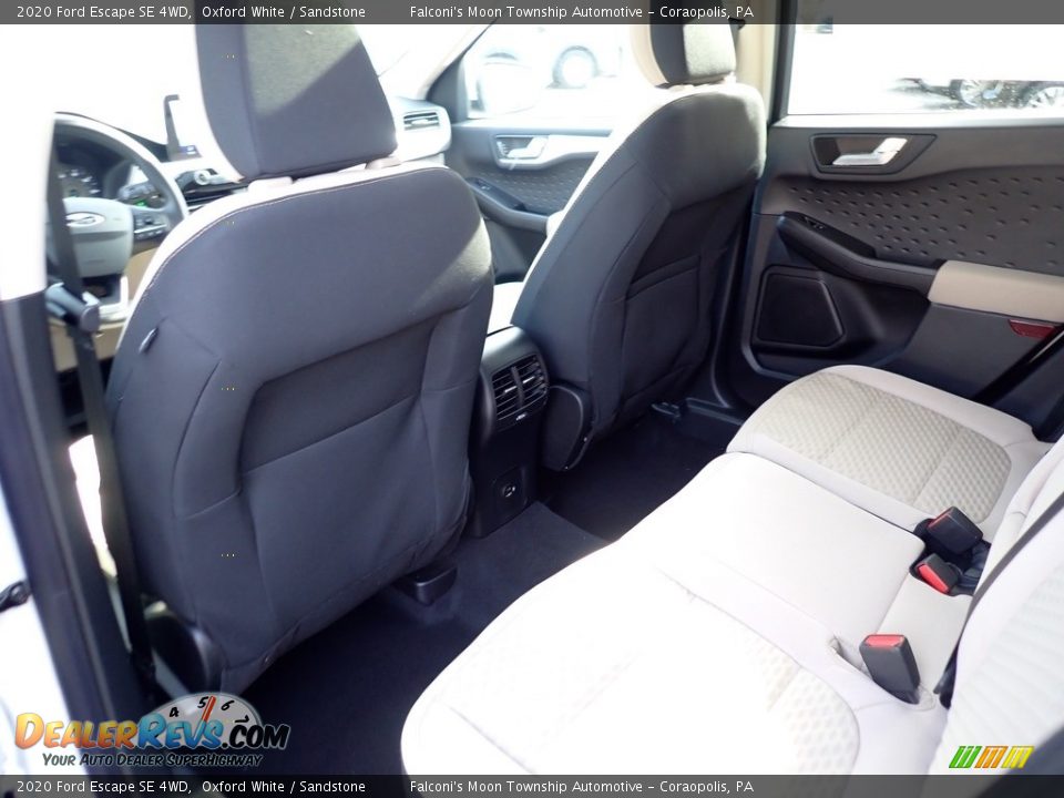 2020 Ford Escape SE 4WD Oxford White / Sandstone Photo #8