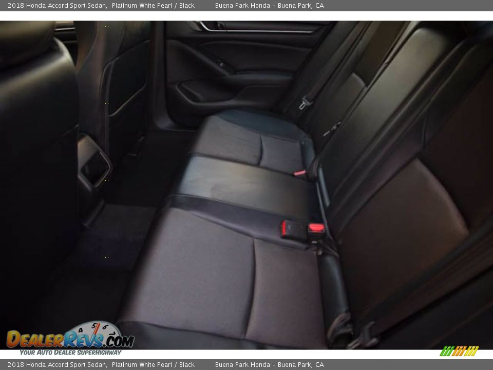 2018 Honda Accord Sport Sedan Platinum White Pearl / Black Photo #4