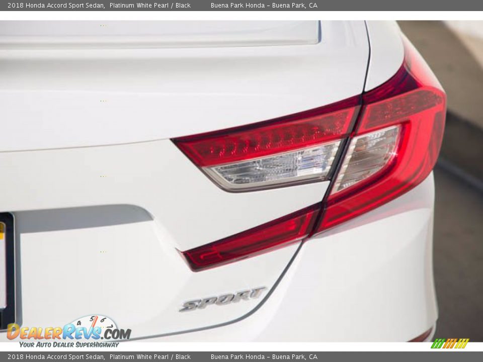 2018 Honda Accord Sport Sedan Platinum White Pearl / Black Photo #11