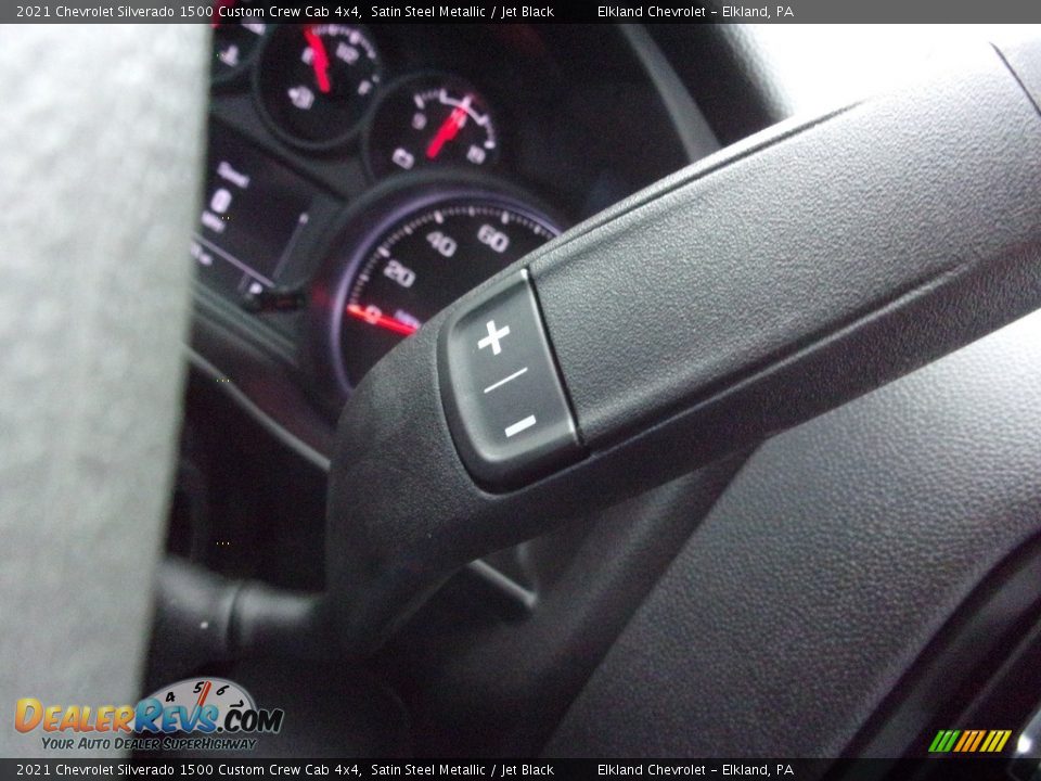 2021 Chevrolet Silverado 1500 Custom Crew Cab 4x4 Shifter Photo #26