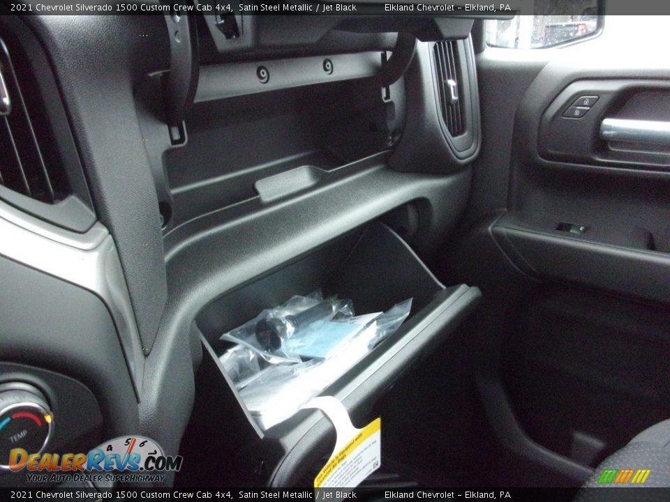 2021 Chevrolet Silverado 1500 Custom Crew Cab 4x4 Satin Steel Metallic / Jet Black Photo #28