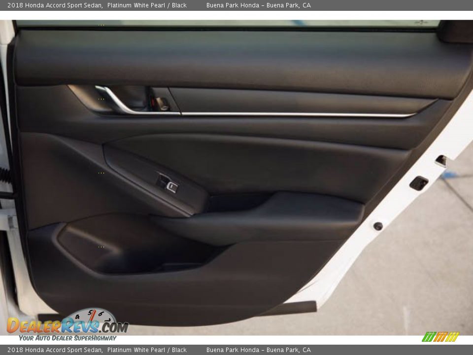 2018 Honda Accord Sport Sedan Platinum White Pearl / Black Photo #31