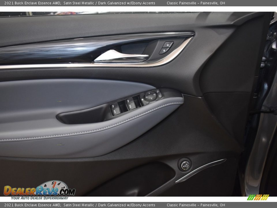 Door Panel of 2021 Buick Enclave Essence AWD Photo #9