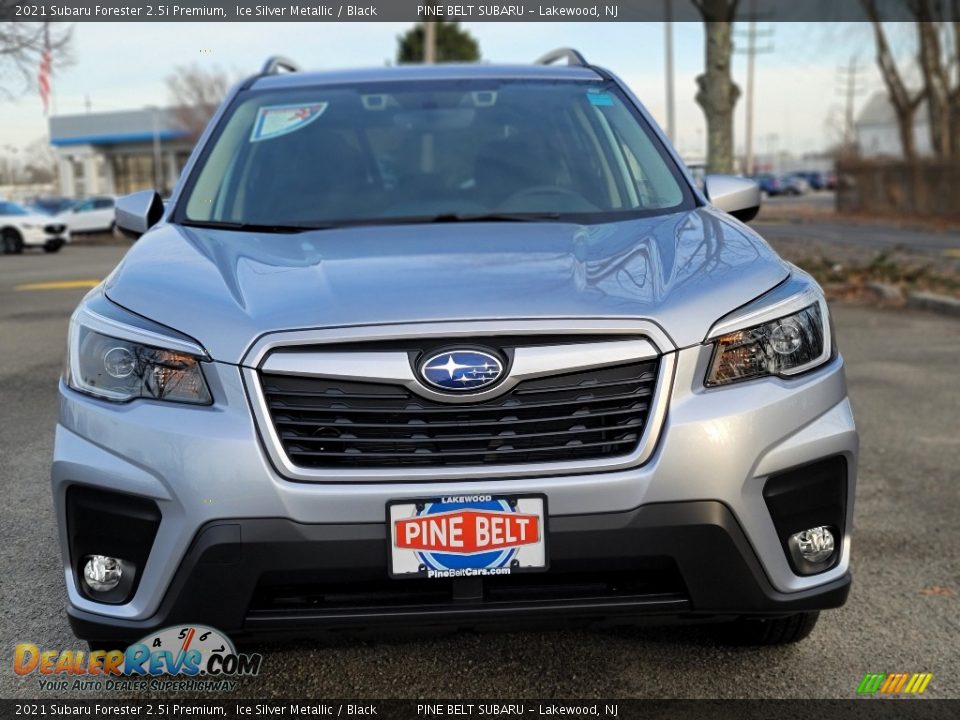 2021 Subaru Forester 2.5i Premium Ice Silver Metallic / Black Photo #3