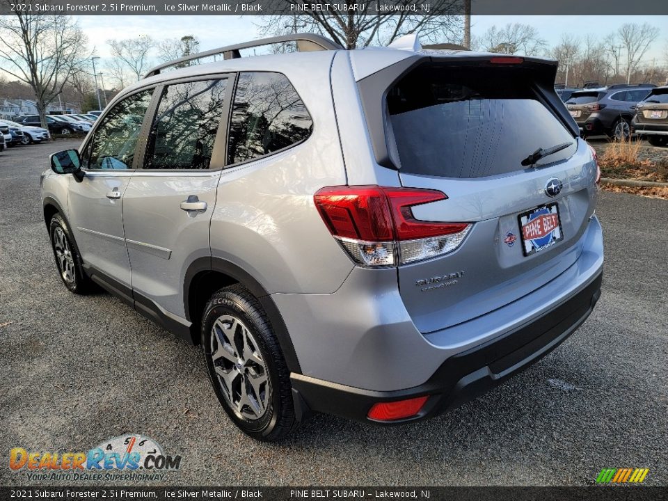 2021 Subaru Forester 2.5i Premium Ice Silver Metallic / Black Photo #6