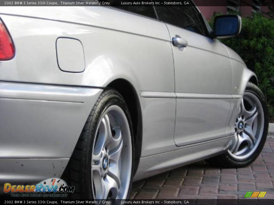 2002 BMW 3 Series 330i Coupe Titanium Silver Metallic / Grey Photo #10