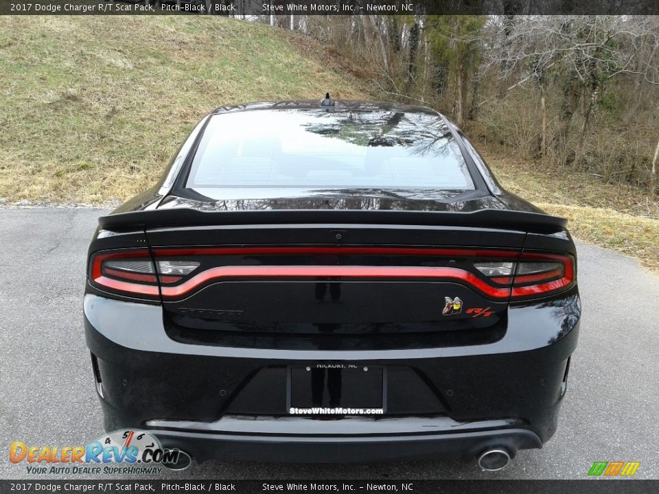 2017 Dodge Charger R/T Scat Pack Pitch-Black / Black Photo #7