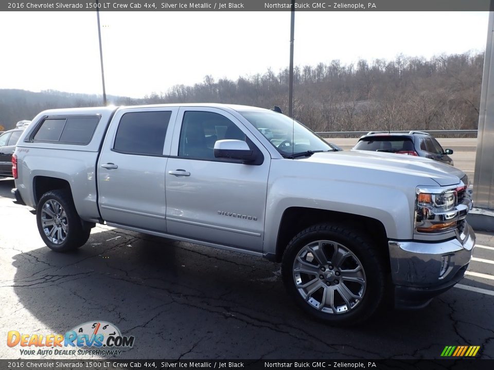 2016 Chevrolet Silverado 1500 LT Crew Cab 4x4 Silver Ice Metallic / Jet Black Photo #4