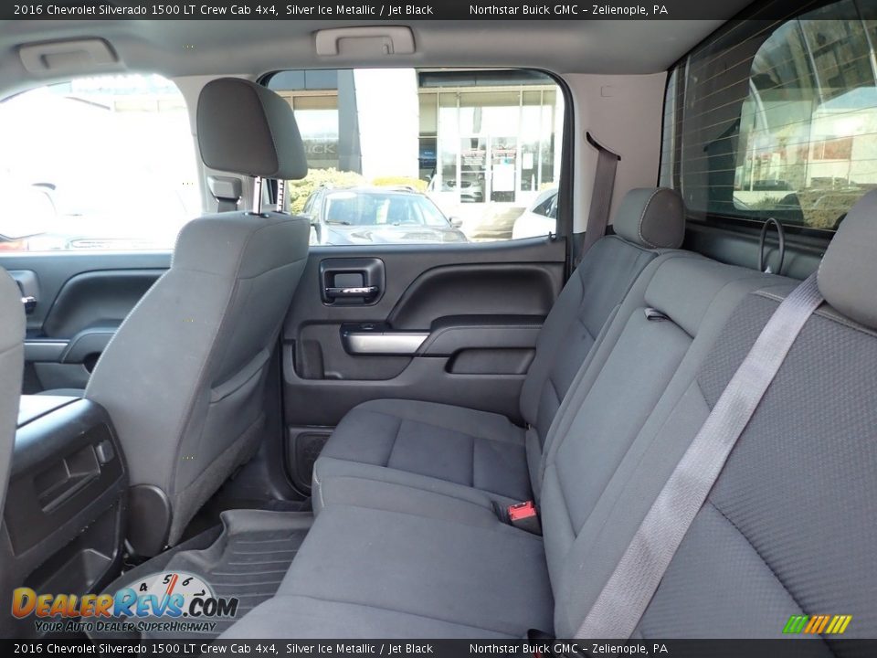 2016 Chevrolet Silverado 1500 LT Crew Cab 4x4 Silver Ice Metallic / Jet Black Photo #16