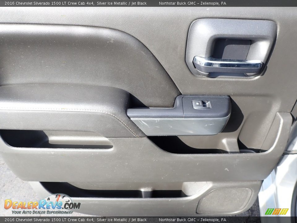 2016 Chevrolet Silverado 1500 LT Crew Cab 4x4 Silver Ice Metallic / Jet Black Photo #18