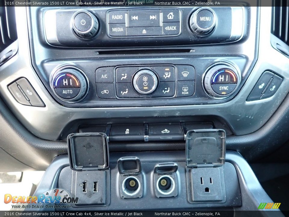 2016 Chevrolet Silverado 1500 LT Crew Cab 4x4 Silver Ice Metallic / Jet Black Photo #25