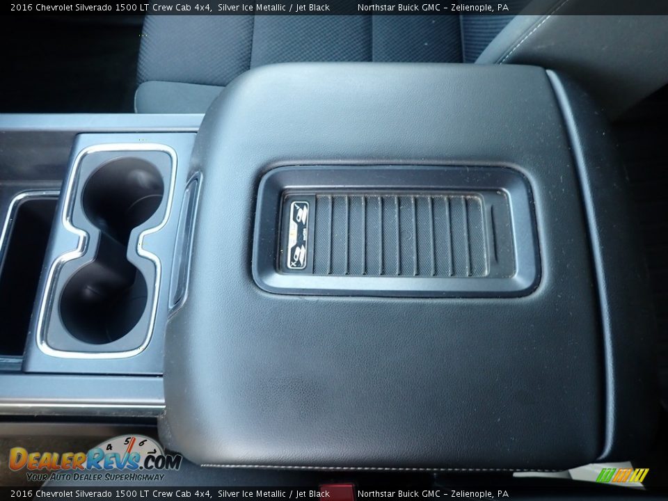 2016 Chevrolet Silverado 1500 LT Crew Cab 4x4 Silver Ice Metallic / Jet Black Photo #28