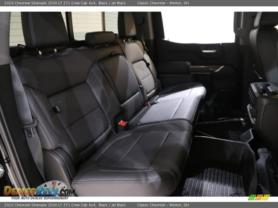 2020 Chevrolet Silverado 1500 LT Z71 Crew Cab 4x4 Black / Jet Black Photo #18