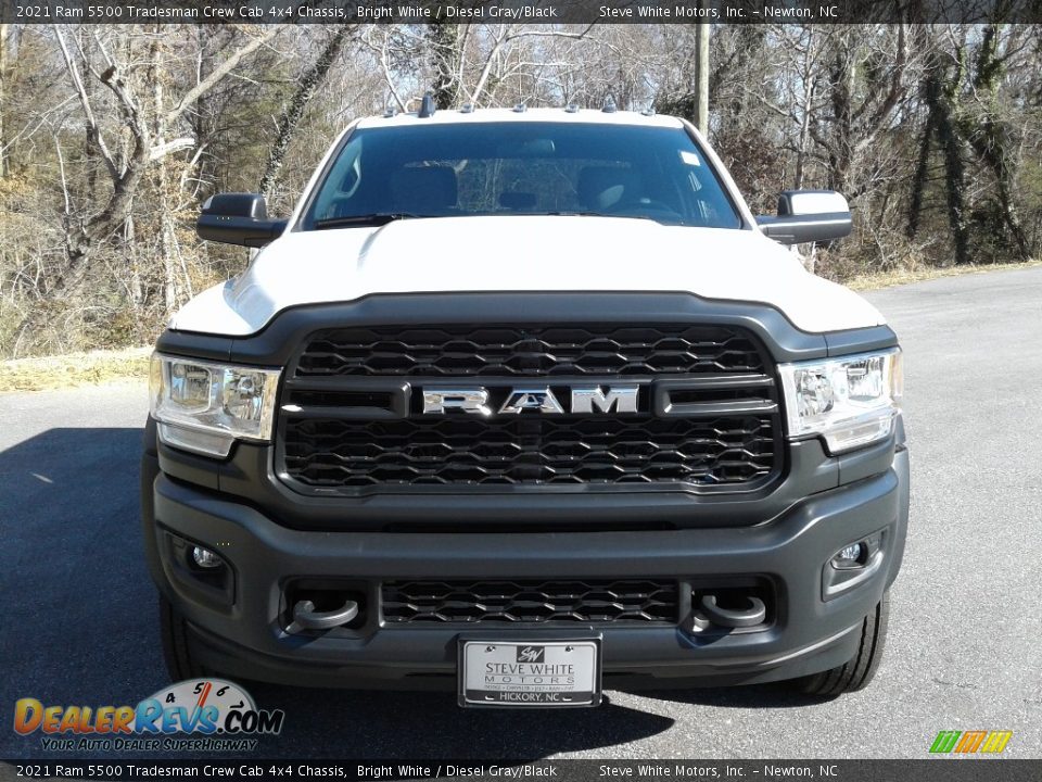 2021 Ram 5500 Tradesman Crew Cab 4x4 Chassis Bright White / Diesel Gray/Black Photo #3