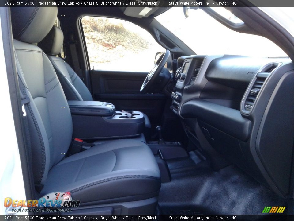 Front Seat of 2021 Ram 5500 Tradesman Crew Cab 4x4 Chassis Photo #16