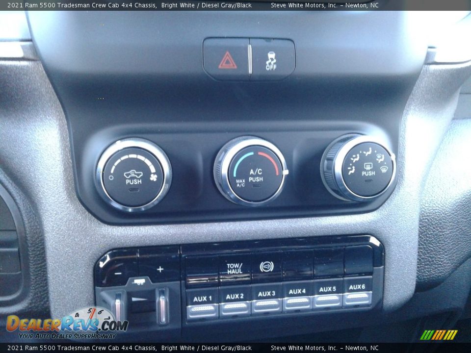 Controls of 2021 Ram 5500 Tradesman Crew Cab 4x4 Chassis Photo #22