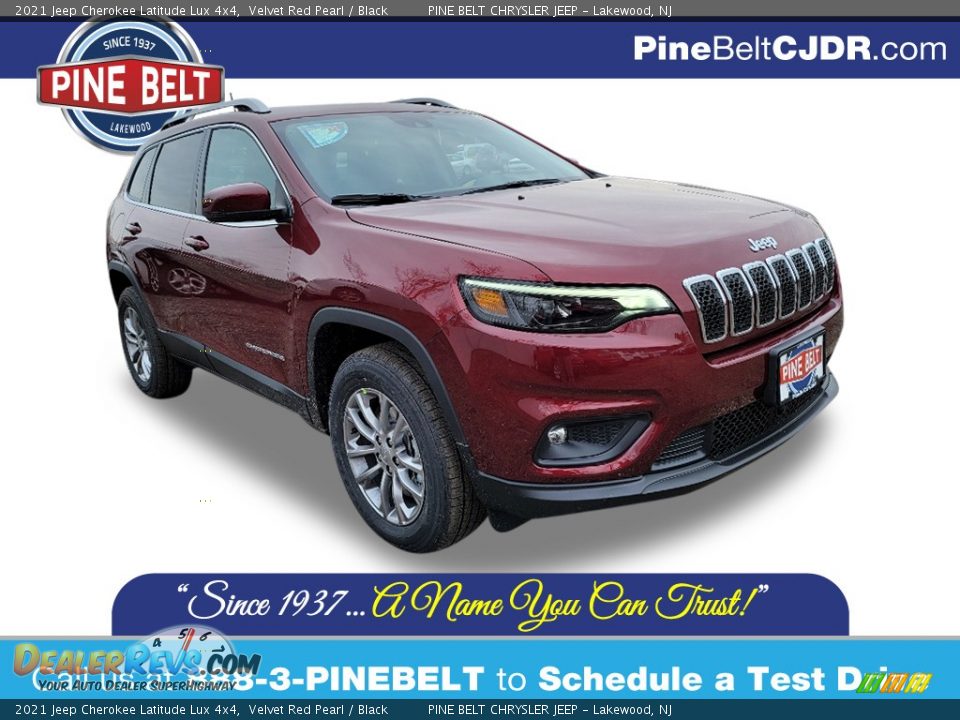 2021 Jeep Cherokee Latitude Lux 4x4 Velvet Red Pearl / Black Photo #1