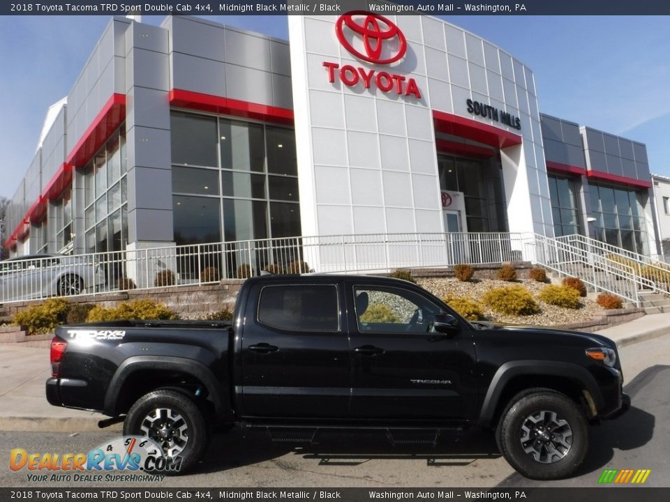 2018 Toyota Tacoma TRD Sport Double Cab 4x4 Midnight Black Metallic / Black Photo #2