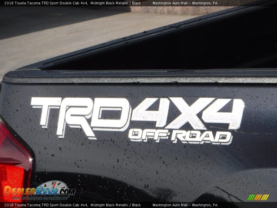 2018 Toyota Tacoma TRD Sport Double Cab 4x4 Midnight Black Metallic / Black Photo #10