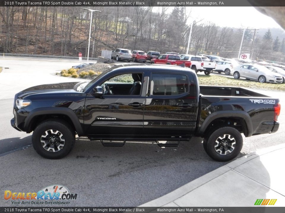 2018 Toyota Tacoma TRD Sport Double Cab 4x4 Midnight Black Metallic / Black Photo #14